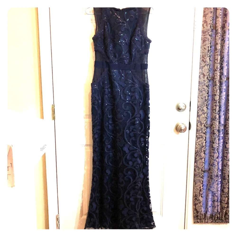 Cachet Navy Formal Gown Like New